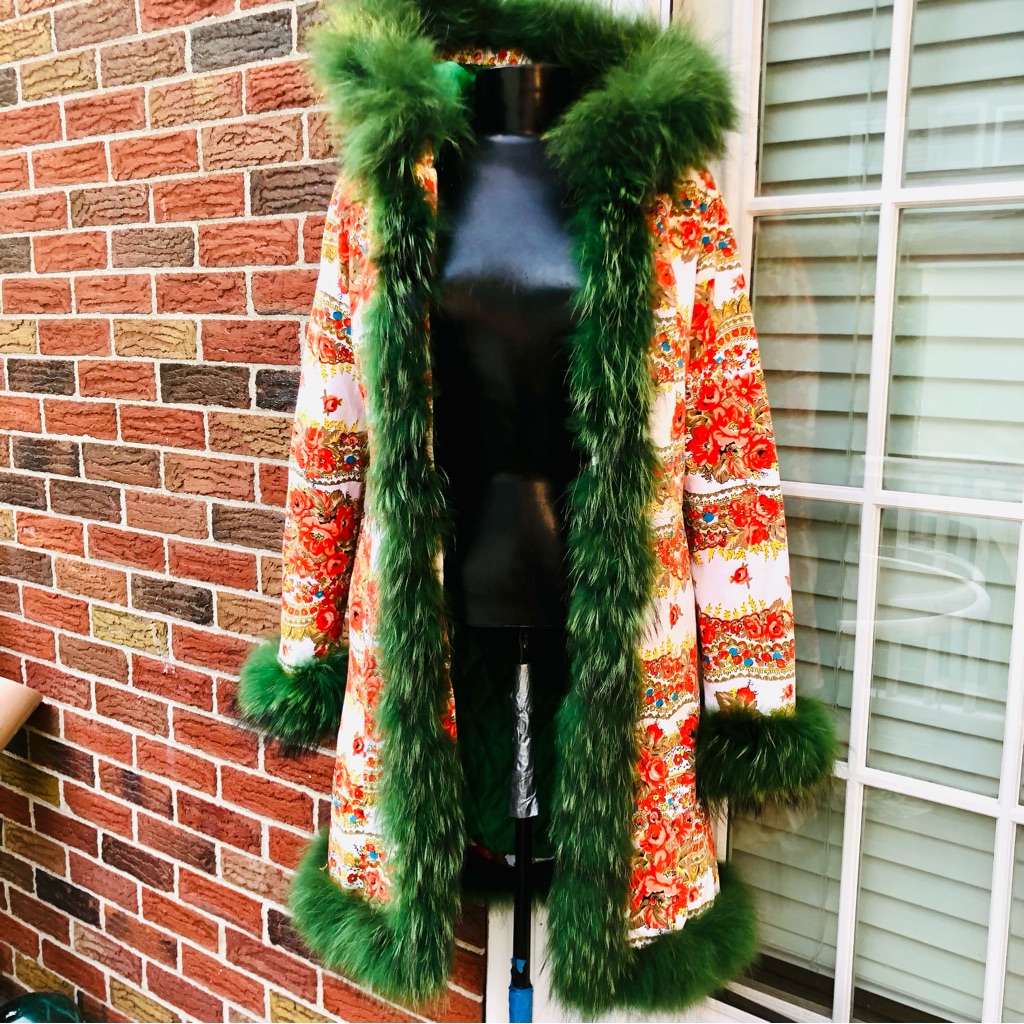 Real Fox Trim Patterned Hooded Coat.